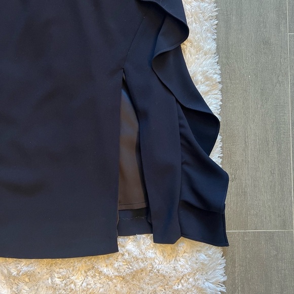 Gianni Bini Navy Blue Asymmetrical One Shoulder Cocktail Dress.  Stunning Dress! - Picture 9 of 11